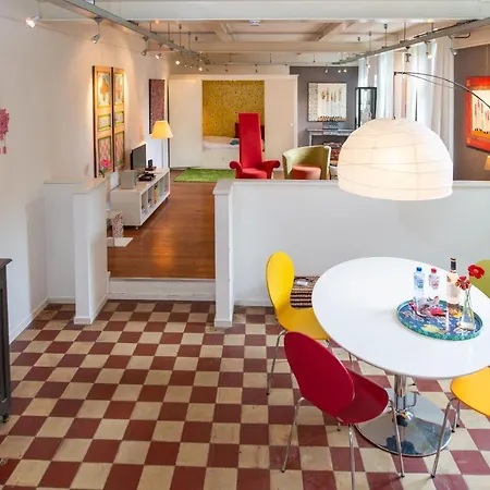 De Auw Sjoekelaatfabriek 4* Gulpen