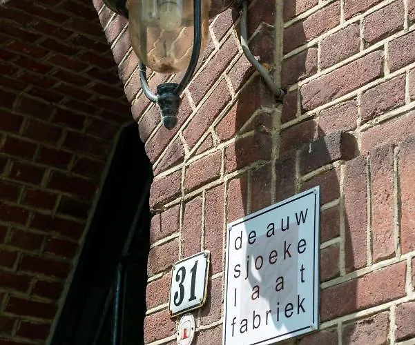 Bed & Breakfast De Auw Sjoekelaatfabriek Gulpen