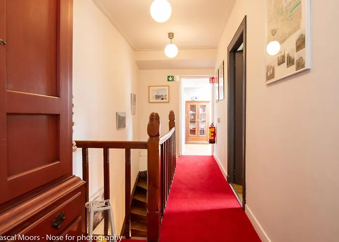 De Auw Sjoekelaatfabriek غولبين