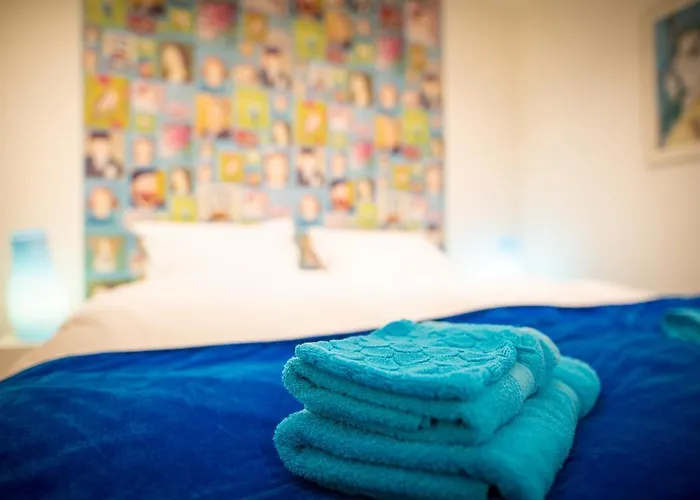 De Auw Sjoekelaatfabriek غولبين