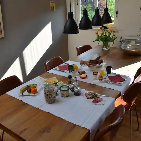 De Auw Sjoekelaatfabriek 4*