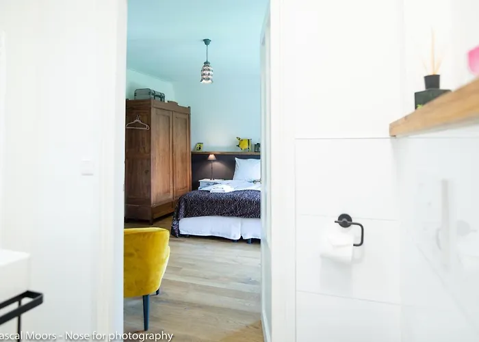 De Auw Sjoekelaatfabriek Bed & Breakfast